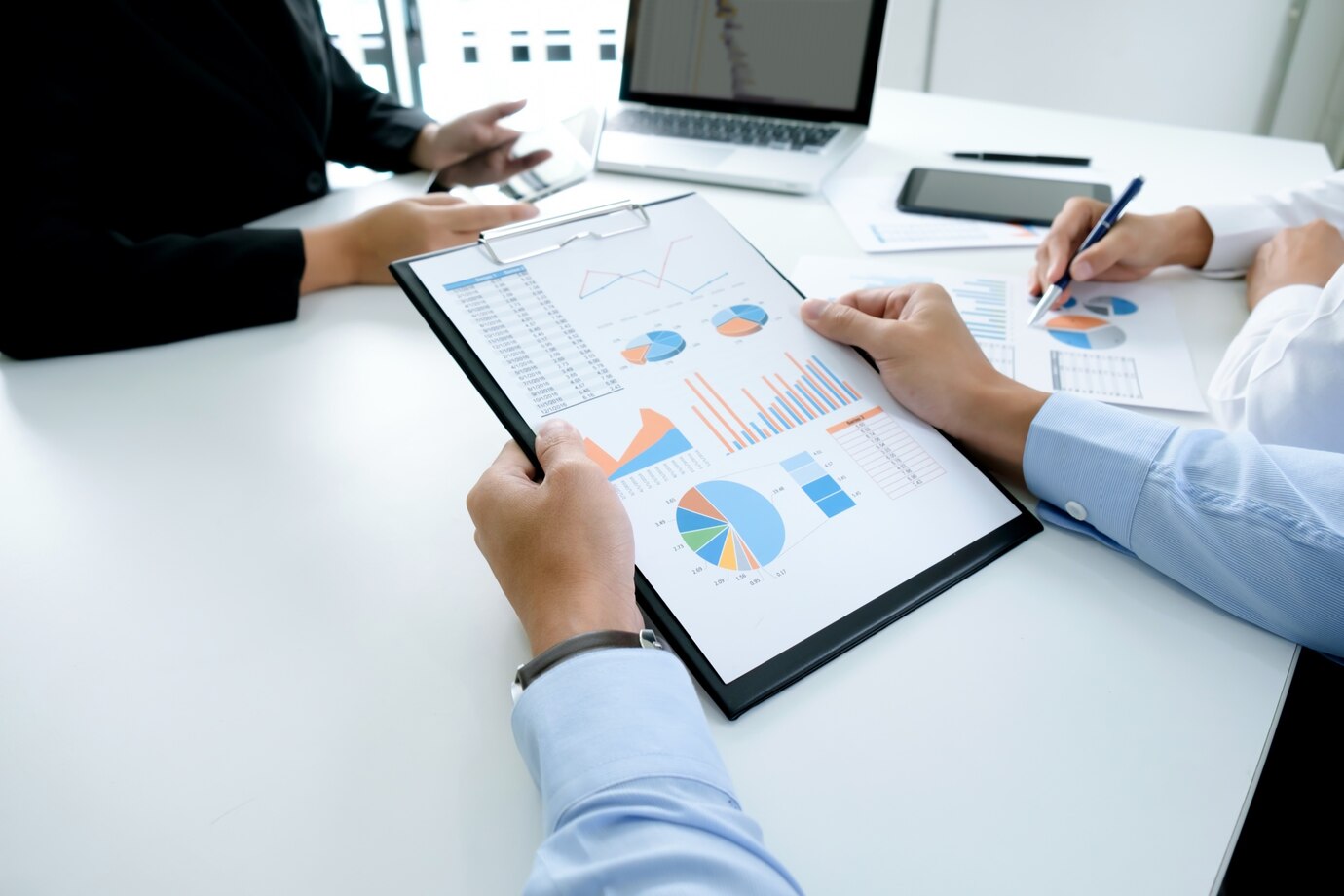 Gestión administrativa en Gesfincas Motril (Granada)